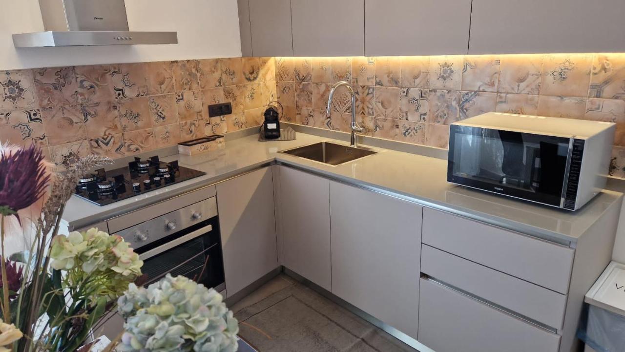 Maison Paradiso: Charme E Relax A Pietra Ligure Kültér fotó